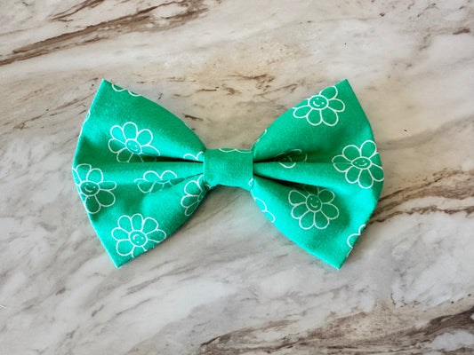 White Line Floral | Green | Bow Tie