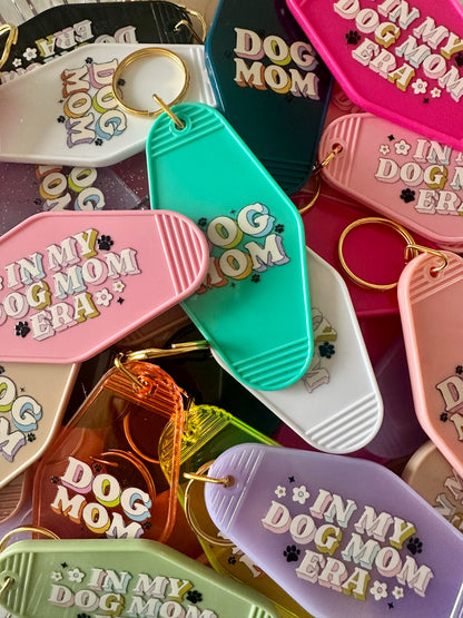 Dog Mom | Keychain